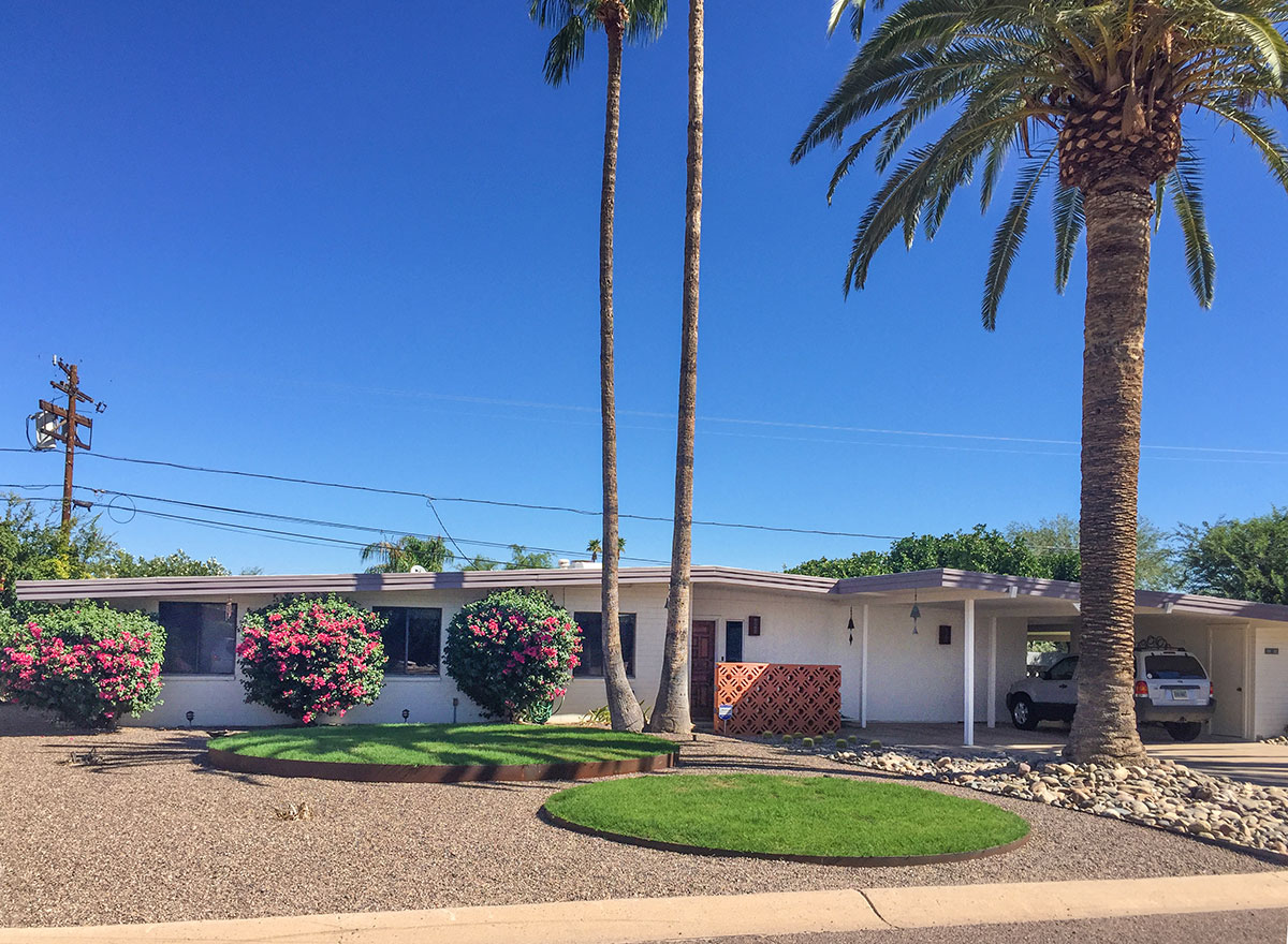 Unidentified Non-Beadle home model in Paradise Gardens
