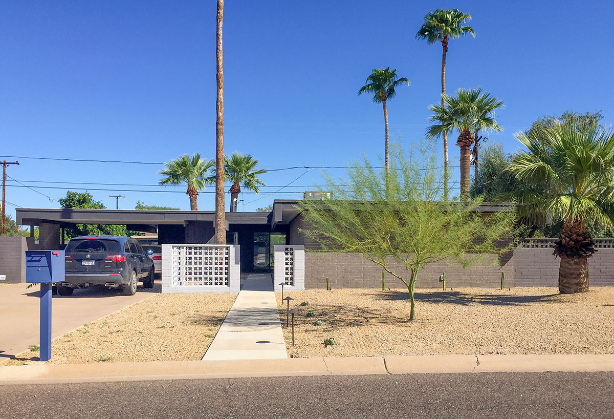 Saguaro model home by Al Beadle in Paradise Gardens, Phoenix Arizona, 2016
