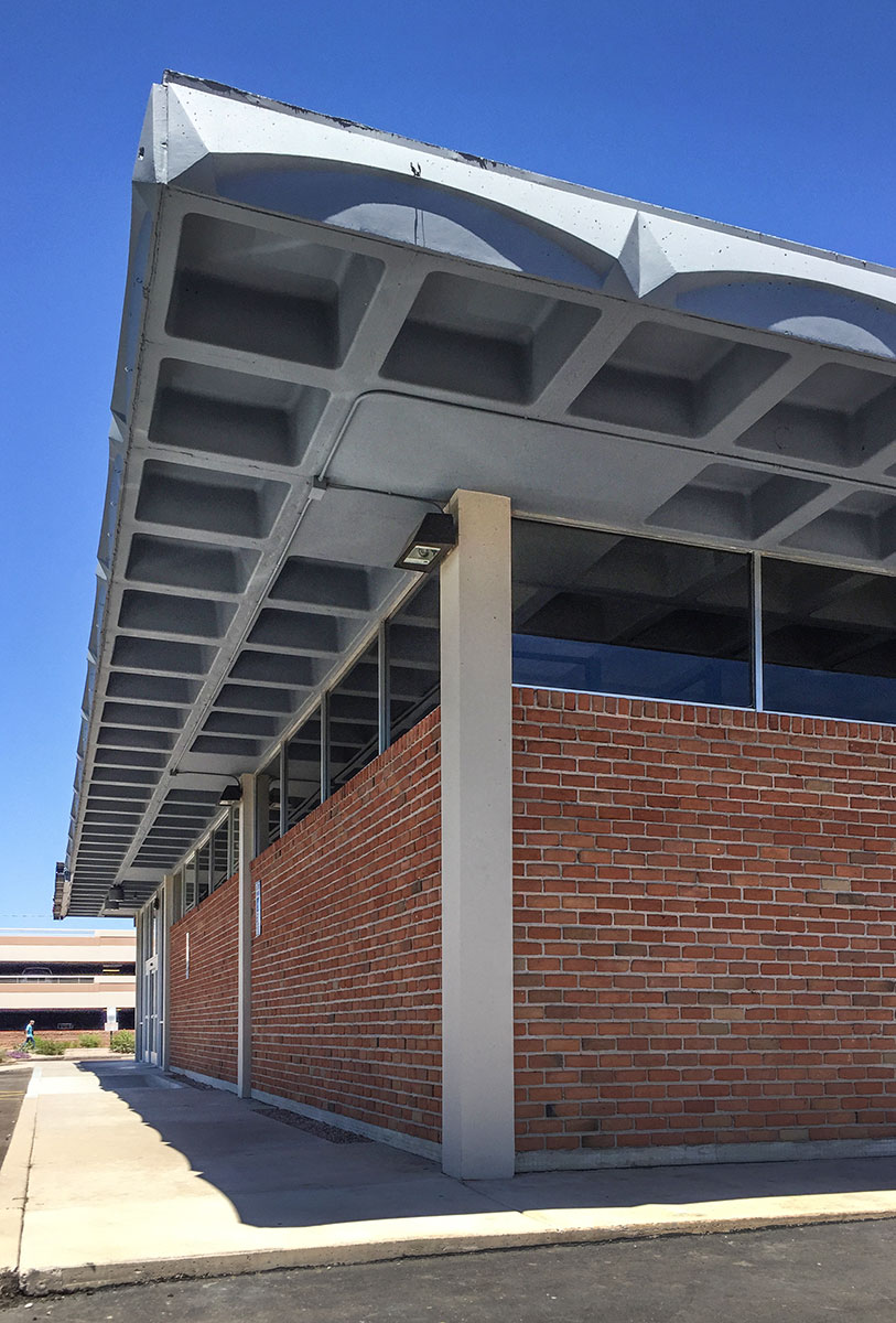 Former Arizona Bank by Ralph Haver rehabbed by Sherwin-Williams in 2016