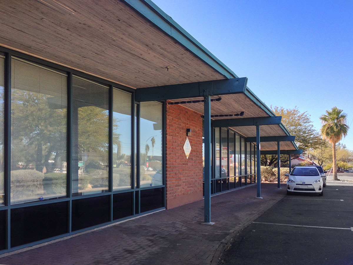 Barrow's furniture store by Ralph Haver in Tucson