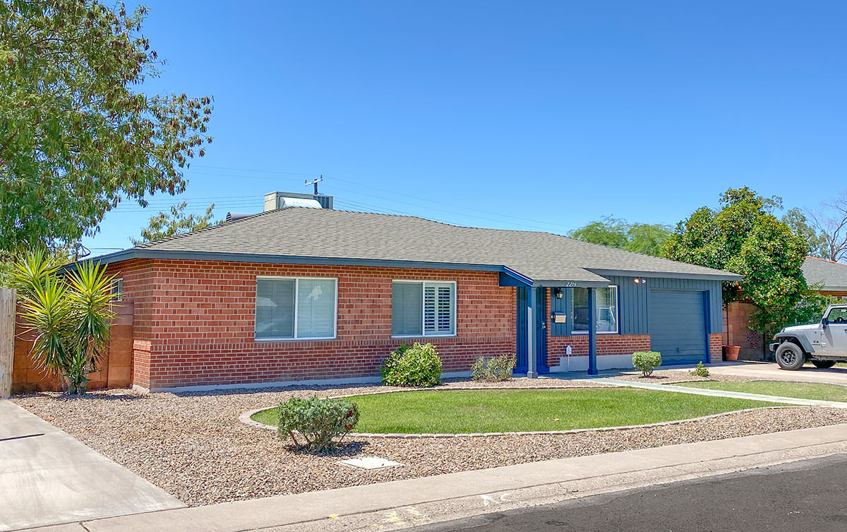 Manana Vista Home by Ralph Haver in Phoenix