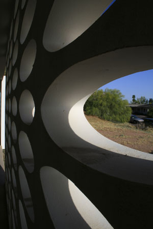 The White Gates Residence on the Modern Phoenix Home Tour 2008