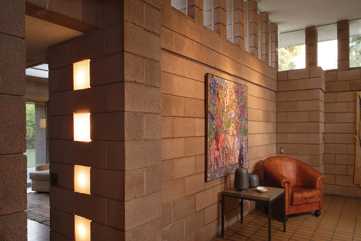 The Warner Residence by Charles Montooth AIA in Phoenix