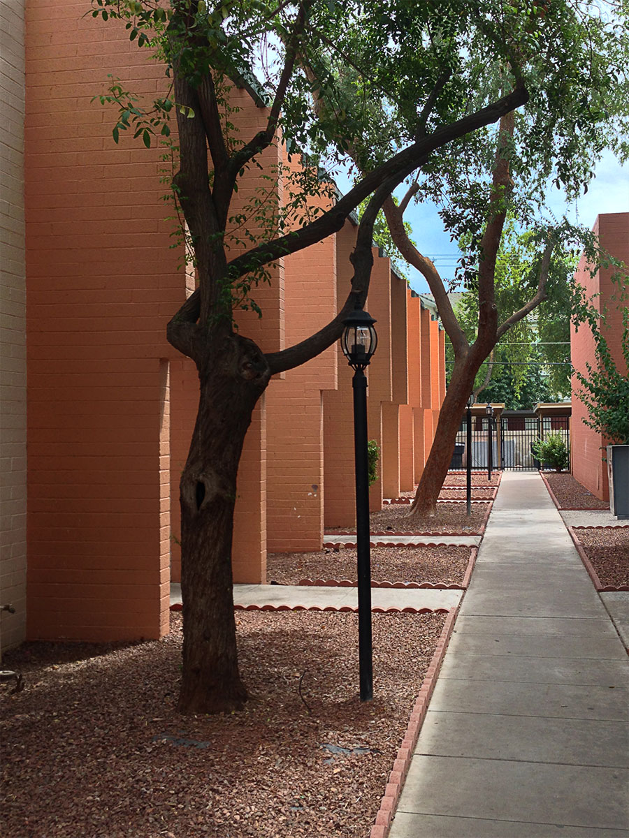 17th Avenue Parkway Garden Apartments