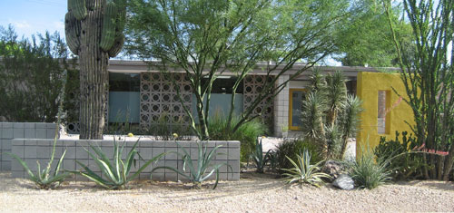 Marion Estates neighborhood by Camelback Mountain designed by Al Beadle, Ralph Haver, and Blaine Drake