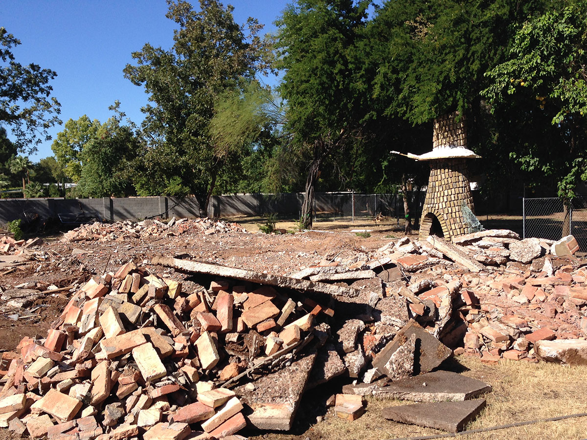 Peterson Design Adobe Home is Demolished in Arizona